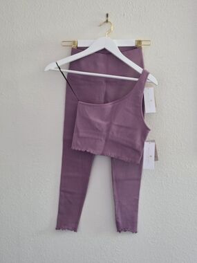 Spiritual Gangster 2-Piece Set | top M/L | bottoms XS/S | AMH